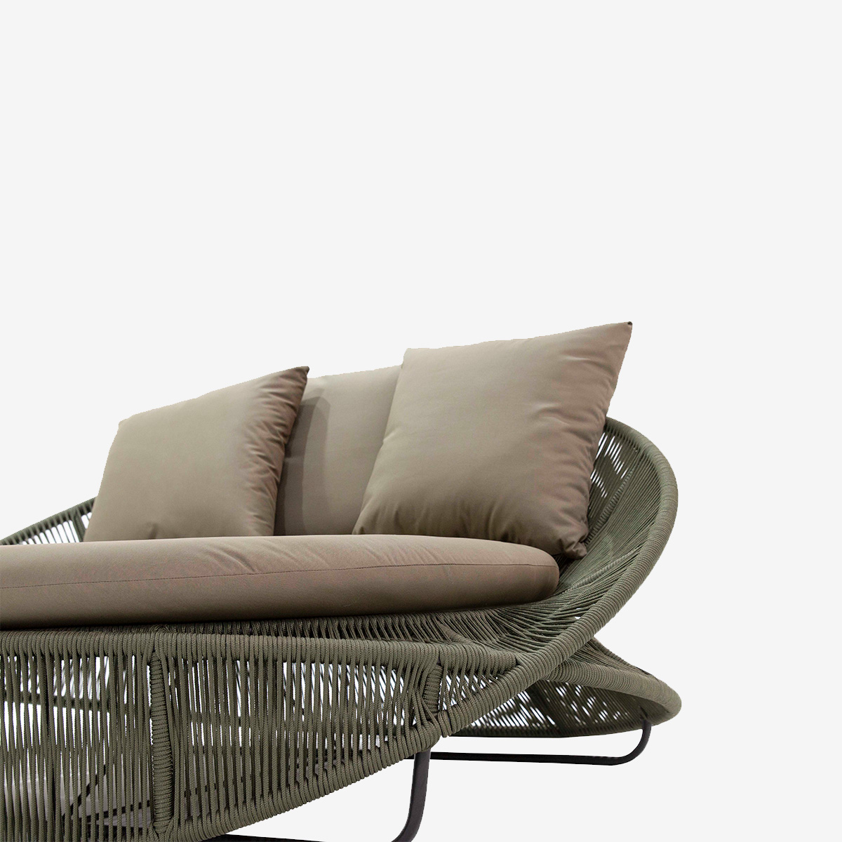 CHAISE-BOREAL-REVESTIDO-EM-CORDA-NAUTICA-ESTRUTURA-EM-ALUMINIO-COM-PINTURA-ELETROSTATICA-ESTOFADOS-CONFORTO-ELEGANCIA-AREA-INTERNA-E-EXTERNA-JARDIM-4