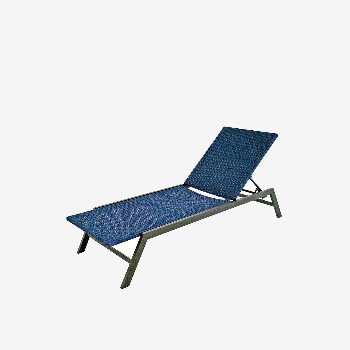 ESOREGUIÇADEIRA-LUEBECK-EM-CORDA-NAUTICA-ESTRUTURA-EM-ALUMINIO-PINTURA-ELETROSTATICA-AREA-EXTERNA-VERÃO-LUXO-CONFORTAVEL-1