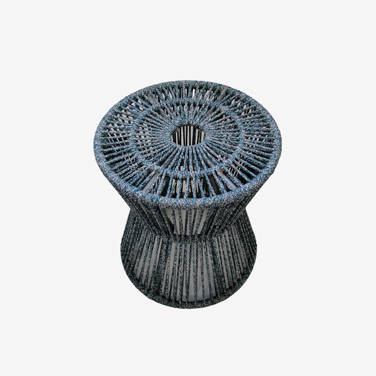 PUFF-CENTAURUS-ESTRUTURA-EM-ALUMINIO-REVESTIDO-EM-CORDA-NAUTICA-CONFORTO-ELEGANCIA-CHARME-LUXO-AREA-INTERNA-EXTERNA-2