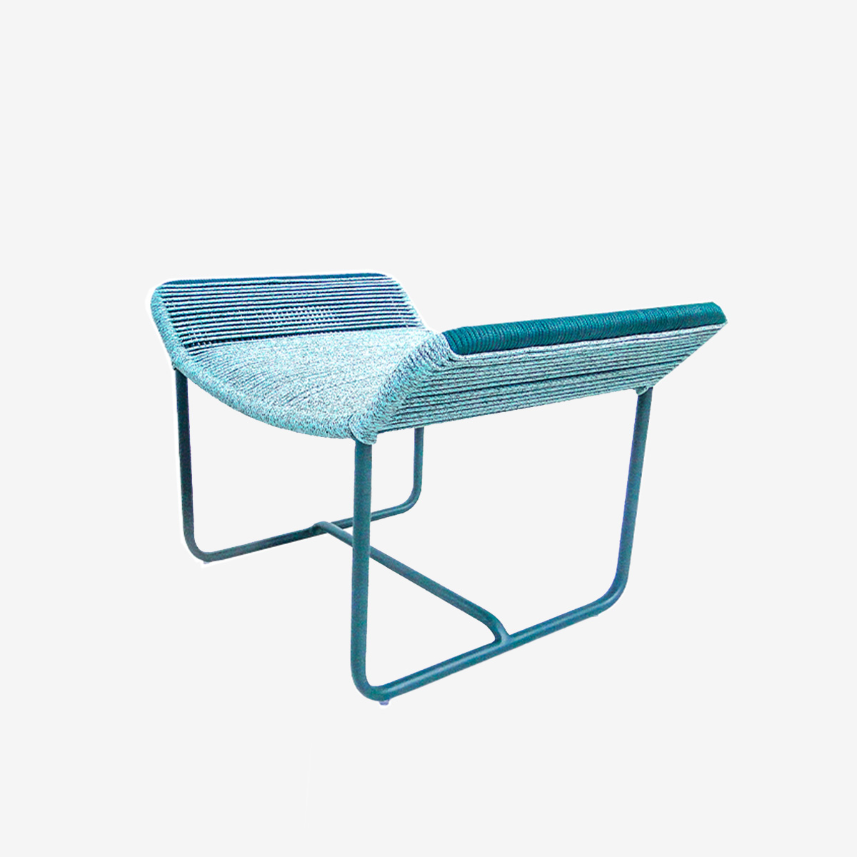 PUFF-HYDRA-ESTRUTURA-EM-ALUMINIO-REVESTIDO-EM-CORDA-NAUTICA-CONFORTO-ELEGANCIA-CHARME-LUXO-AREA-INTERNA-EXTERNA-1